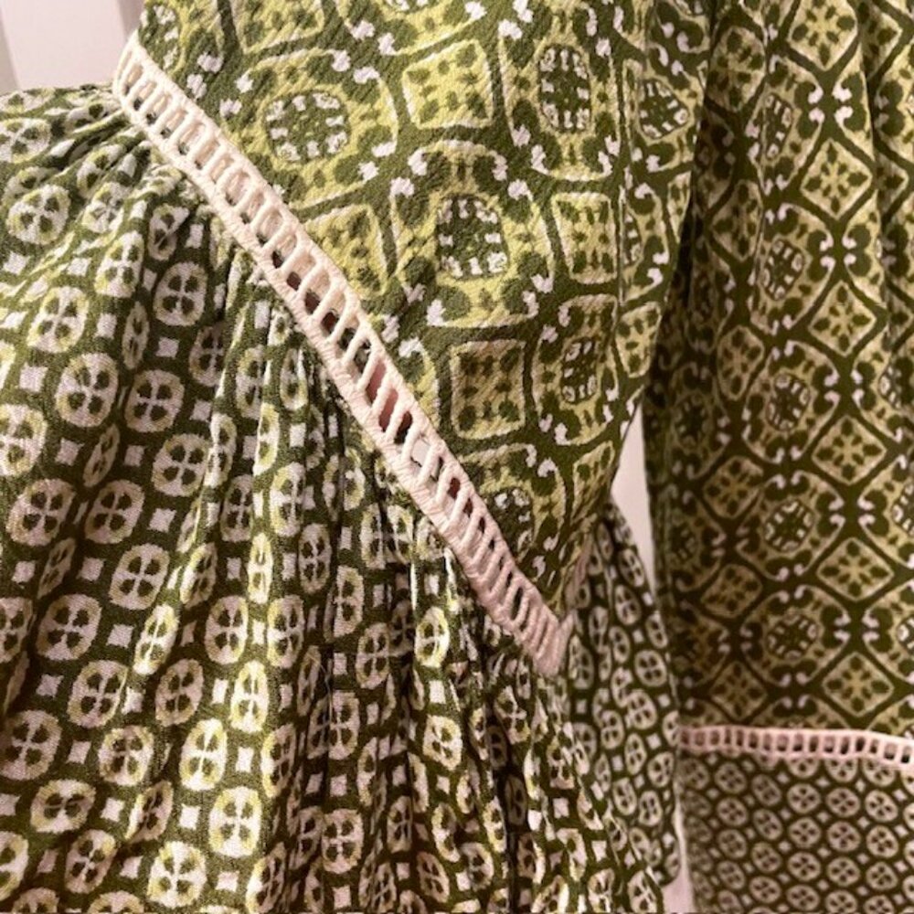 Chico's Boho Geometric Blouse Top Green Flowy Size XL - Picture 7 of 16